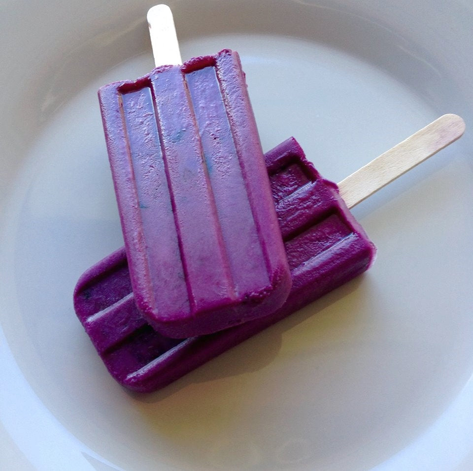 Blueberry Lemon Popsicles (or Paletas)