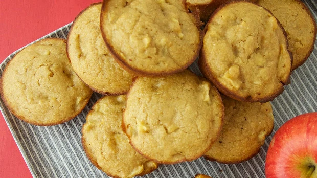 Muffins-Apple Applesauce