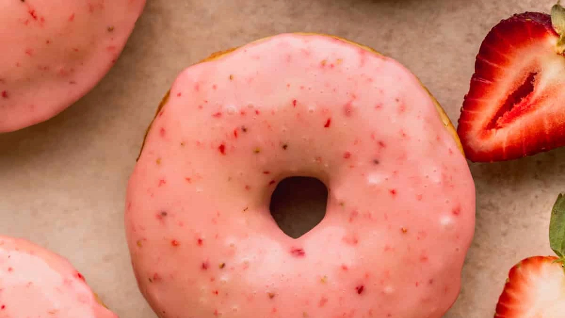 Baked Cinnamon Strawberry Balsamic Donut Recipe