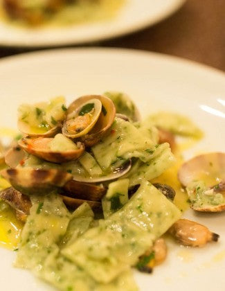 (Clam dish) Scialatielli alle vongole