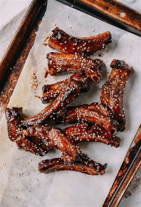 Honey Ginger Glazed BBQ Ribs
