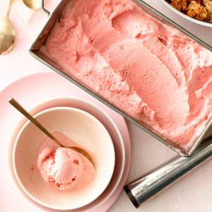 Strawberry Frozen Yogurt