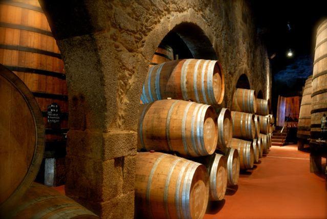 Red Barrel Aged Wine Vinegar